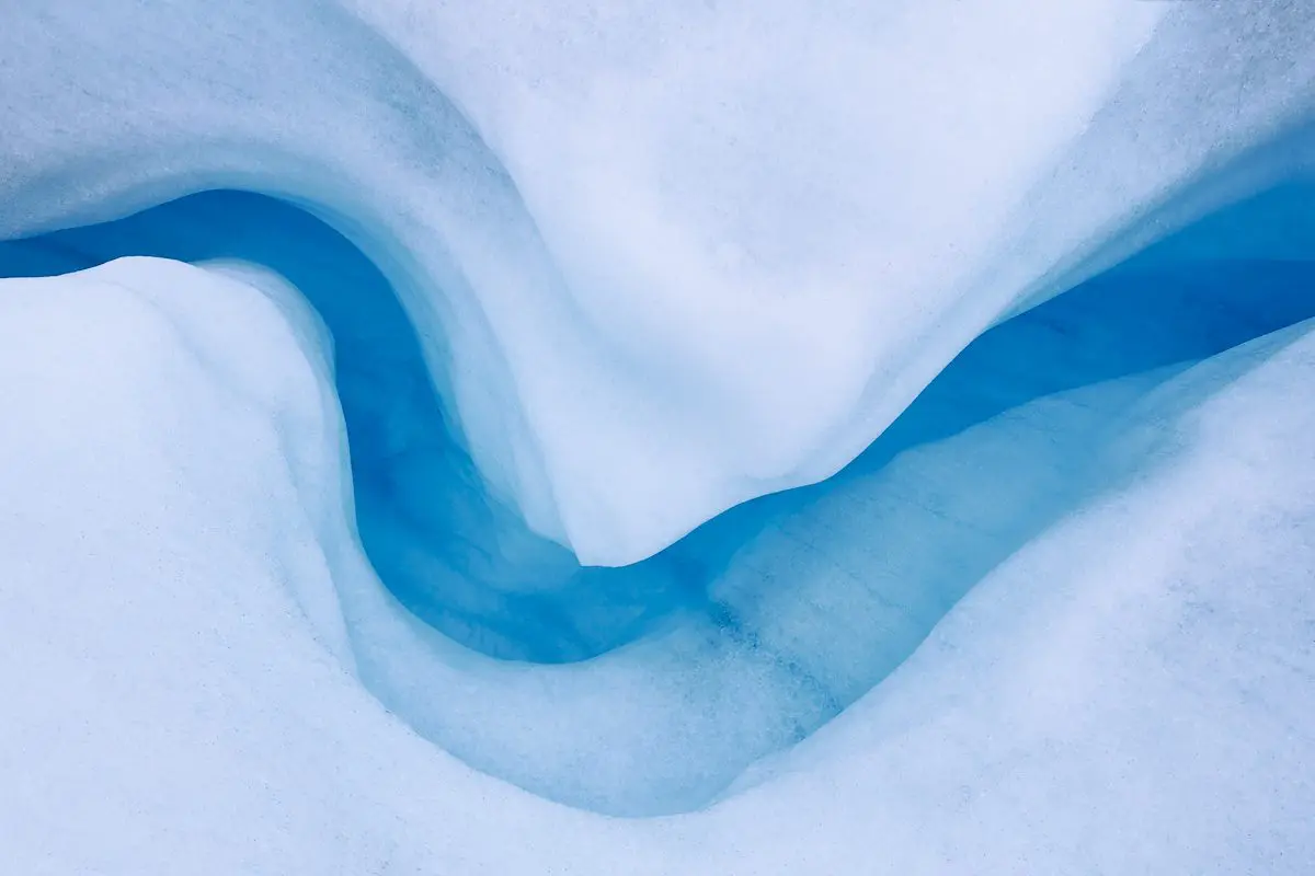 Flow Carvings